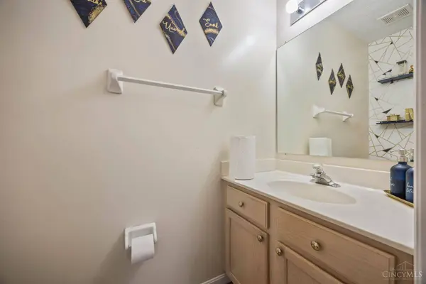 3007 Struble Rd, Colerain Twp, OH 45251