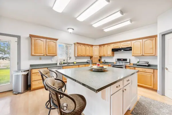 5530 E Tower Lane, Caldwell, ID 83607