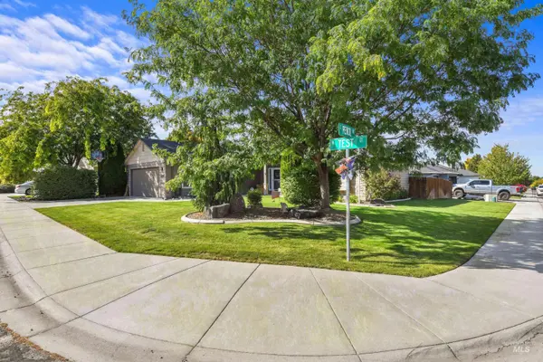 638 W Test Ct, Kuna, ID 83634