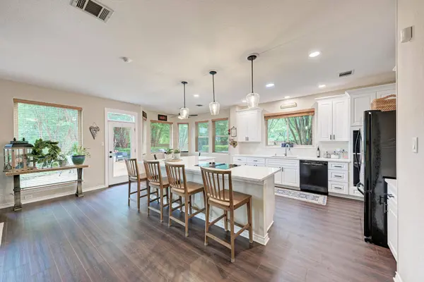 55 Twin Ridge PKWY, Round Rock, TX 78664