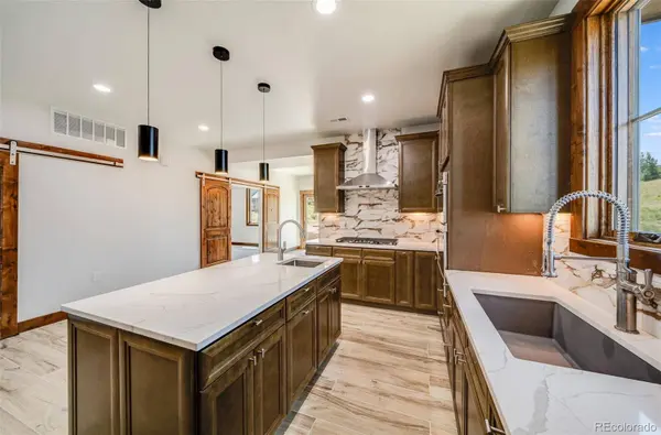 817 Saddle Ridge CIR, Granby, CO 80446