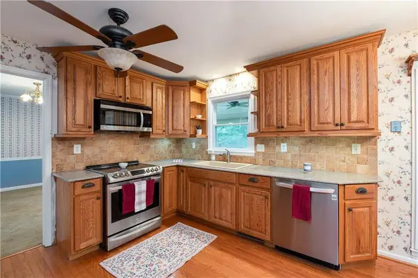 721 Dorsey CIR SW, Lilburn, GA 30047