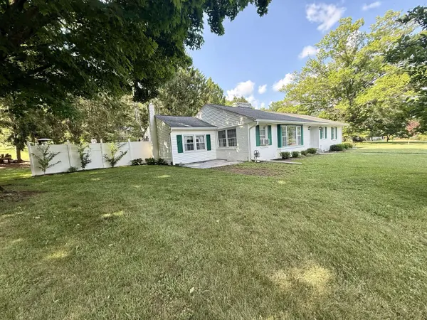 114 Orchard Dr, Narrows, VA 24124