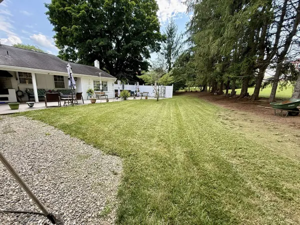 114 Orchard Dr, Narrows, VA 24124