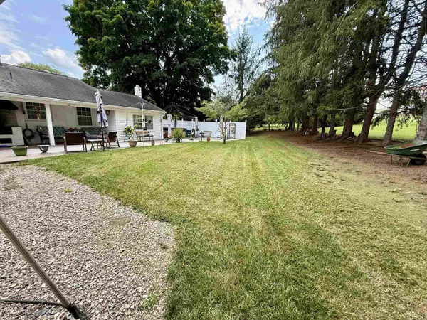114 Orchard DR, Narrows, VA 24124