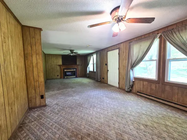 1210 Wolf Creek Rd, Narrows, VA 24124