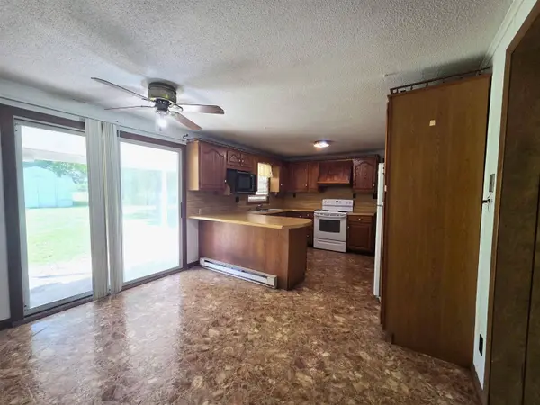 1210 Wolf Creek RD, Narrows, VA 24124