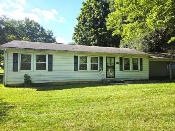 1210 Wolf Creek Rd, Narrows, VA 24124