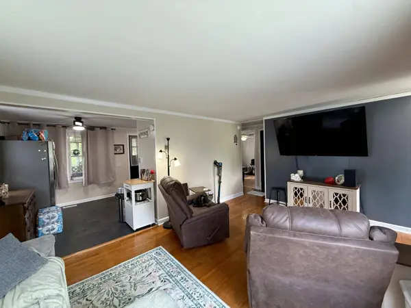 709 Woodland Rd, Rich Creek, VA 24147