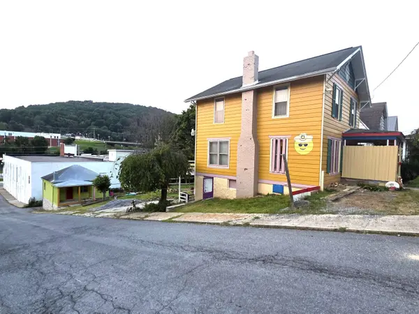 1320 Highland Ave, Bluefield, WV 24701