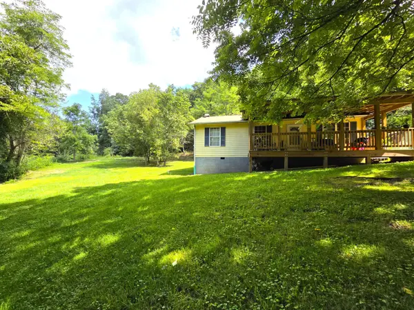 8060 Pine Grove Rd