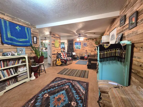 8060 Pine Grove Rd, Ballard, WV 24918