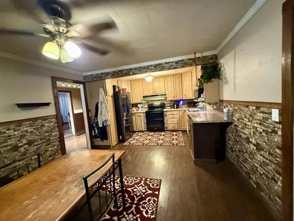 1521 Green Valley Rd, Eggleston, VA 24086