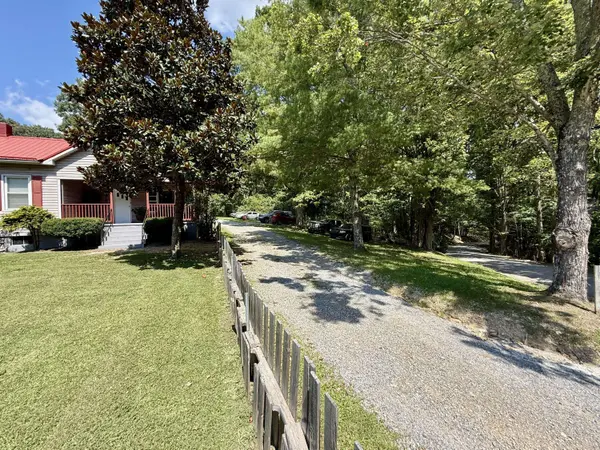 1521 Green Valley Rd, Eggleston, VA 24086