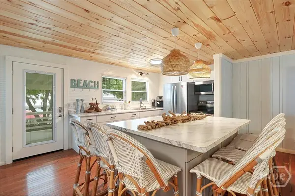 5 Kingry ST, Tybee Island, GA 31328