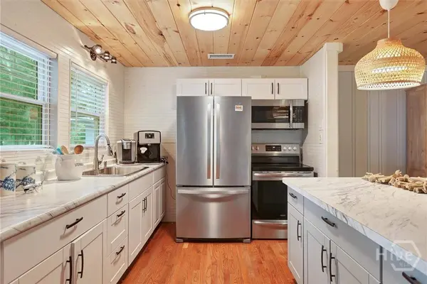 5 Kingry ST, Tybee Island, GA 31328