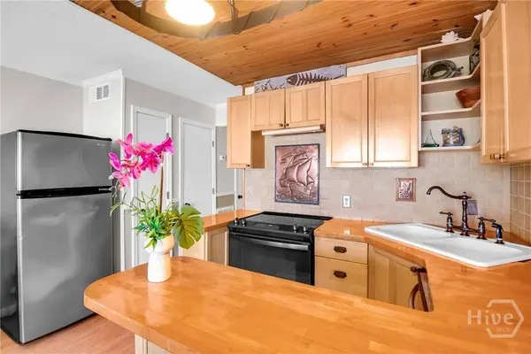 1217 Bay ST #206A, Tybee Island, GA 31328