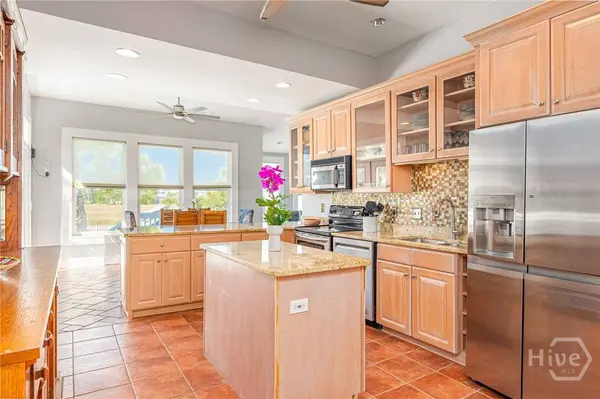 1115 Jones AVE, Tybee Island, GA 31328