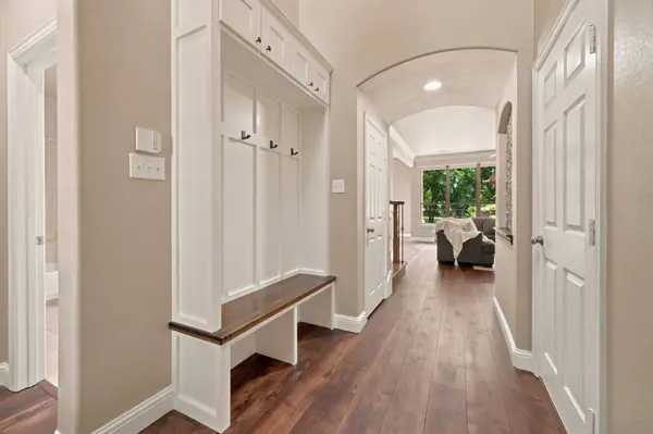 2510 Kodiak CIR, Euless, TX 76039