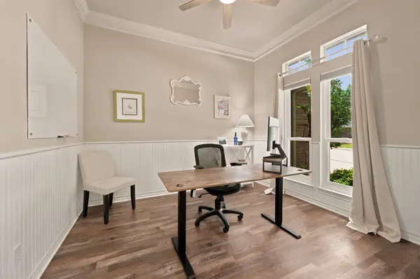 428 Arbor Lawn DR, Burleson, TX 76028
