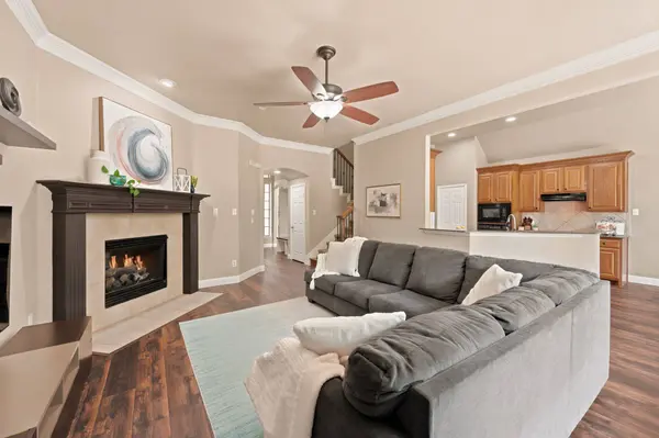 2510 Kodiak CIR, Euless, TX 76039