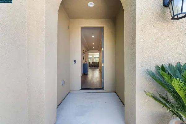 4548 Park Side st, Antioch, CA 95431