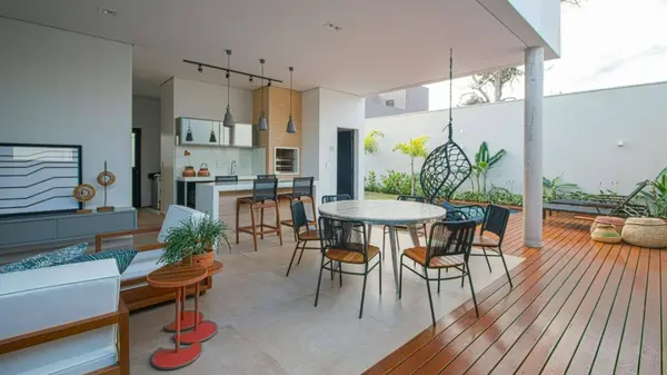 What Home Buyers Really Value and How to Choose Wisely,Caitlin Bronsky