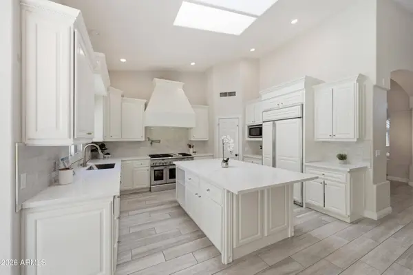 6833 E ACOMA Drive, Scottsdale, AZ 85254