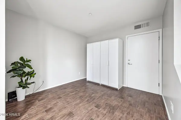 7047 E EARLL Drive #1008, Scottsdale, AZ 85251