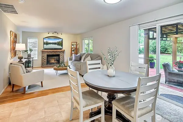 25780 174th PL SE, Covington, WA 98042