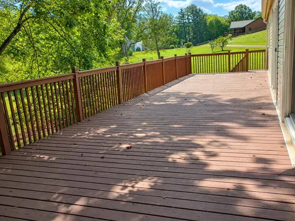 133 Crystal Drive, Lucasville, OH 45648