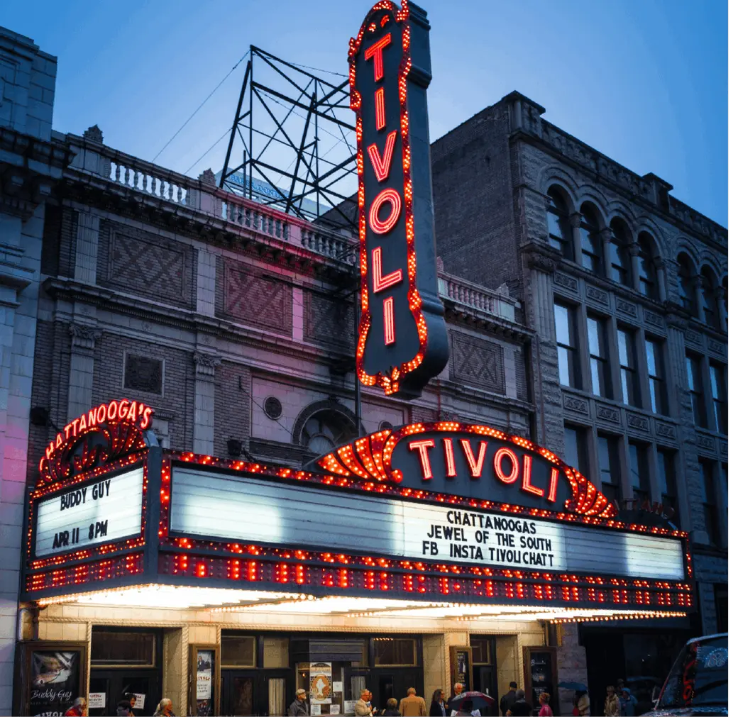 DOWNTOWN CHATTANOOGA| A HISTORIC RETURN