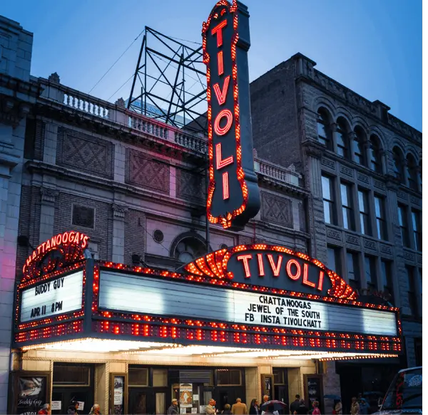 DOWNTOWN CHATTANOOGA| A HISTORIC RETURN,Signature Brokers