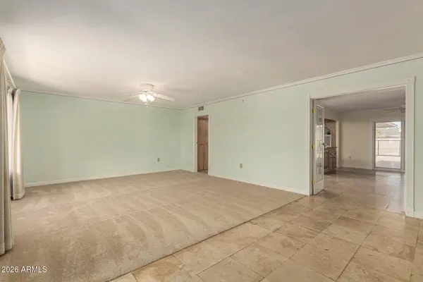 9702 W BRANDING IRON Drive, Sun City, AZ 85351