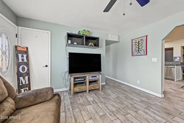 2212 N 47th Drive, Phoenix, AZ 85035