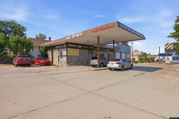 641 E 2nd St, Casper, WY 82601