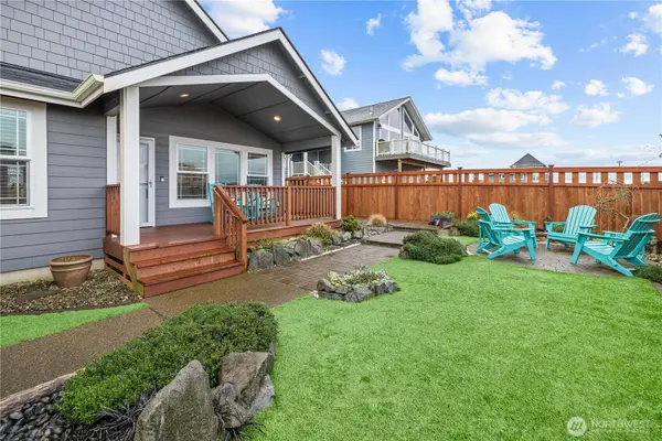 1116 Ocean Shores BLVD SW