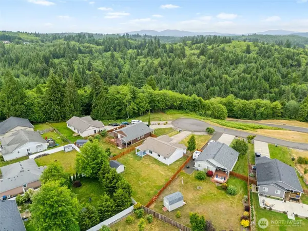 19 Timber LN, Elma, WA 98541
