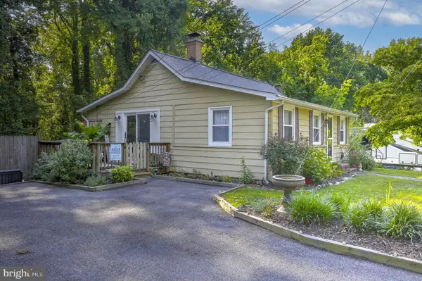 5130 ROSEMARY DR, Chesapeake Beach, MD 20732
