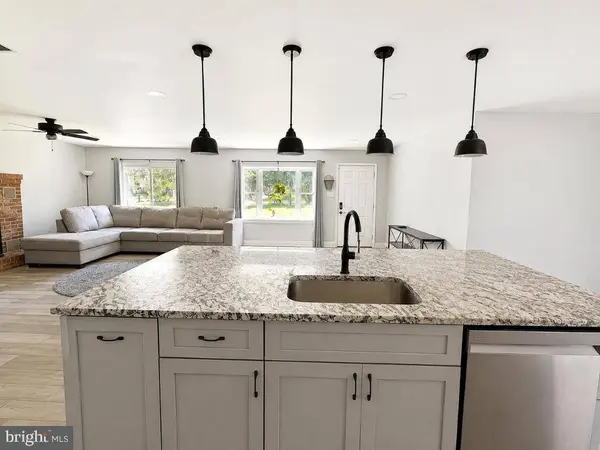 22051 WILLIS DR, California, MD 20619