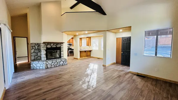 54315 Pine Crest AVE, Idyllwild, CA 92549