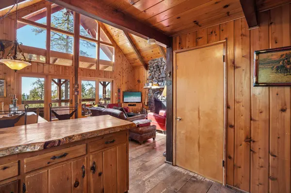 54011 Northridge DR, Idyllwild, CA 92549