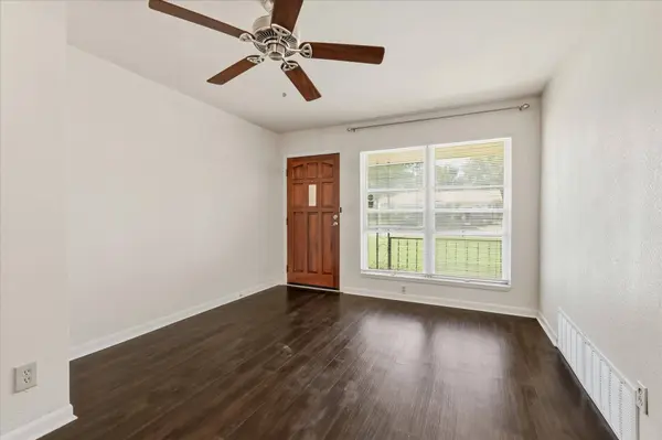 8804 Myra ST, White Settlement, TX 76108