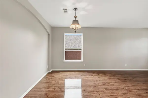 1709 Sunflower DR, Corinth, TX 76210