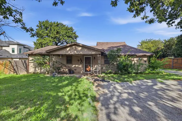 6704 Herbert RD, Colleyville, TX 76034