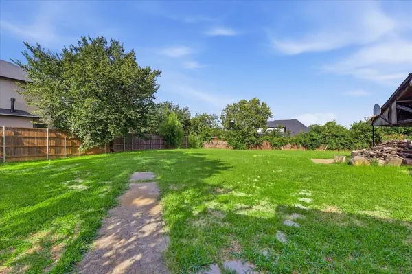 6704 Herbert RD, Colleyville, TX 76034