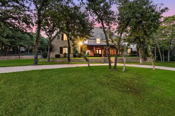 686 Knob Hill CT, Argyle, TX 76226