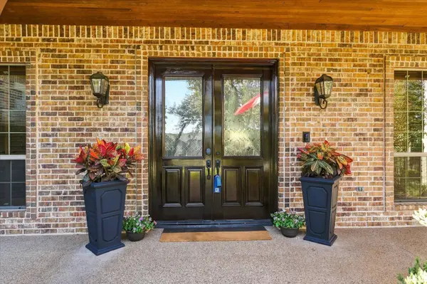 686 Knob Hill CT, Argyle, TX 76226