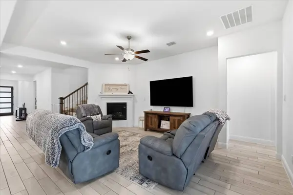 2637 Basswood DR, Northlake, TX 76226