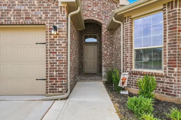 141 Medina LN, Rhome, TX 76078